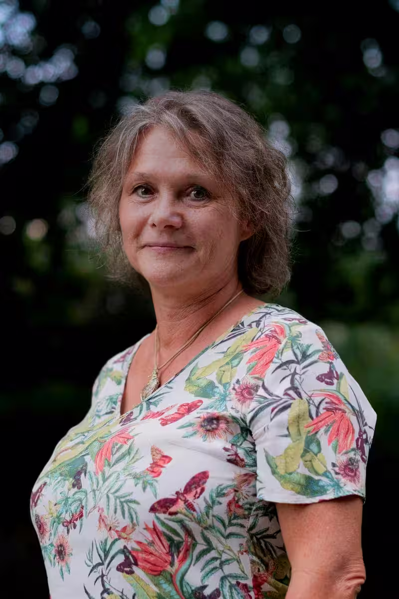 Éva – magyartanár, ELTE Radnóti